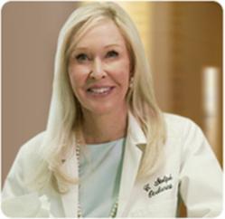 Carole Lewis, Board Certified Occularist of Esthetic Eyes, Inc.